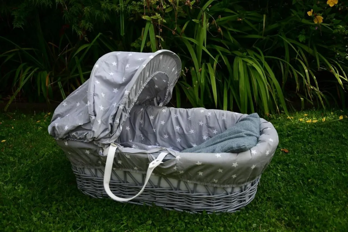 Assortment of baby items - Image 3