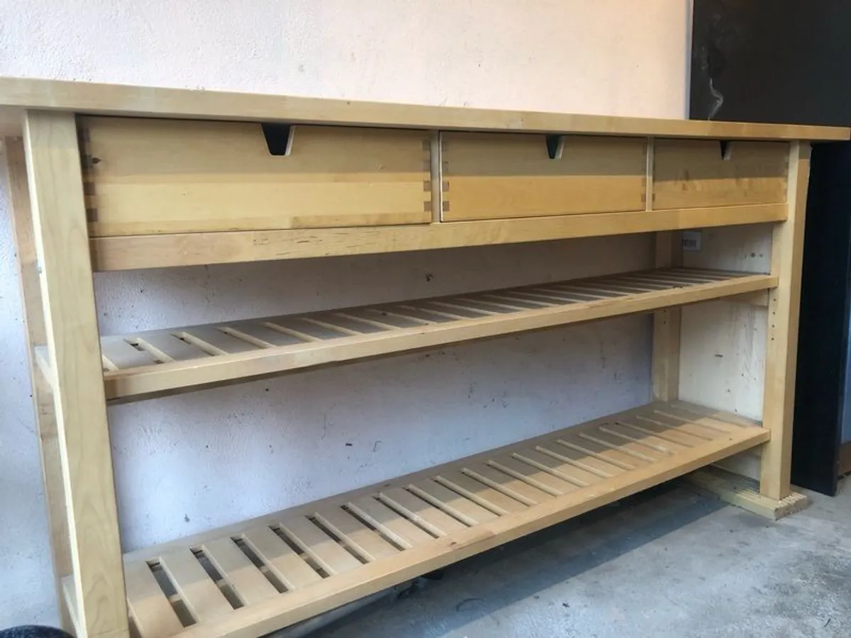 Butcher bench with storage - Image 2