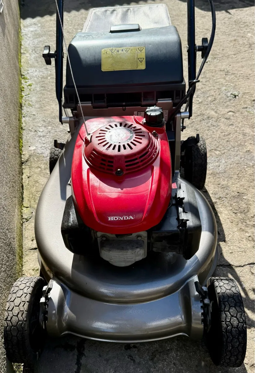 Lawnmower Honda - Image 2