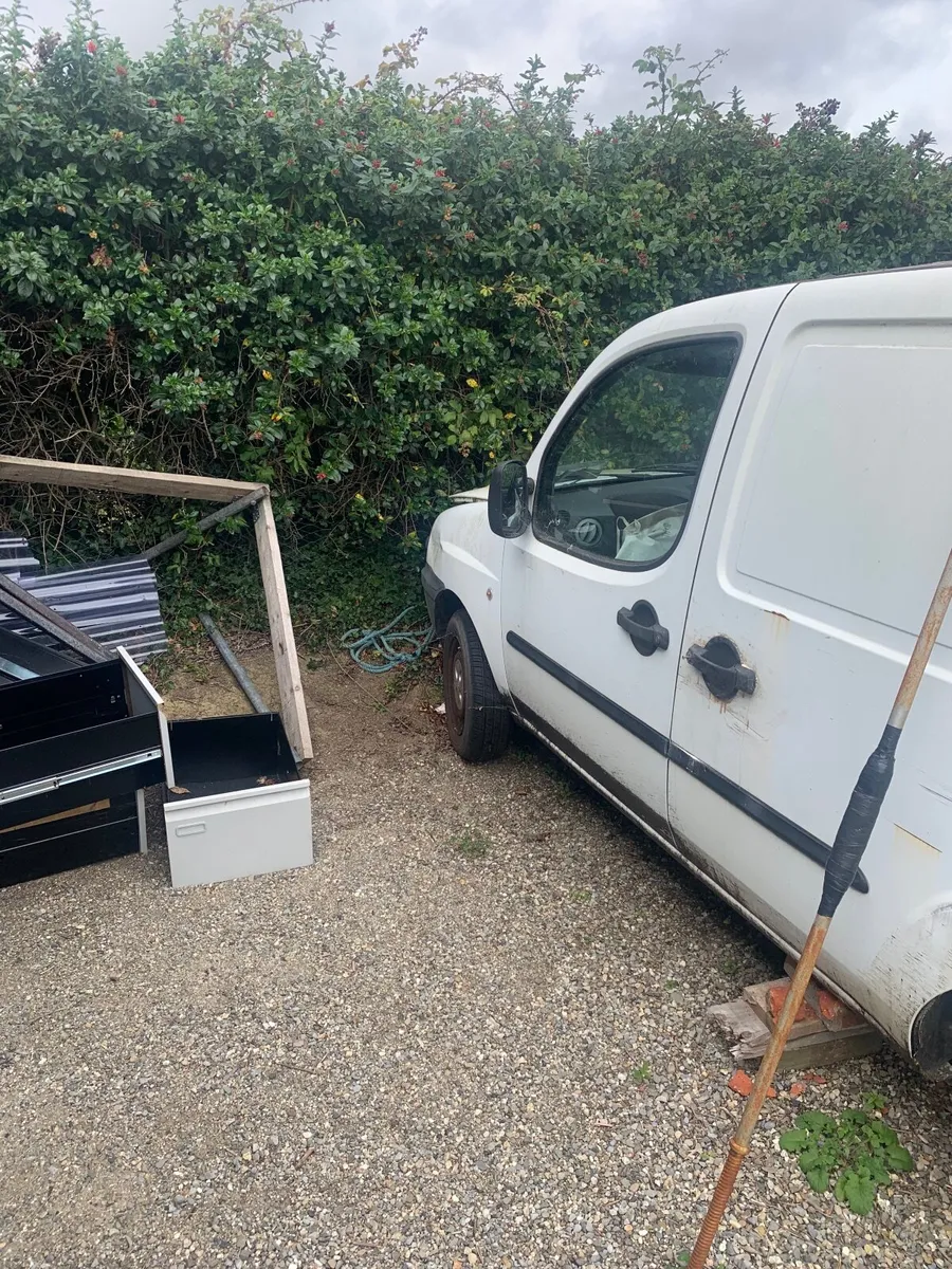 Fiat doblo van - Image 4