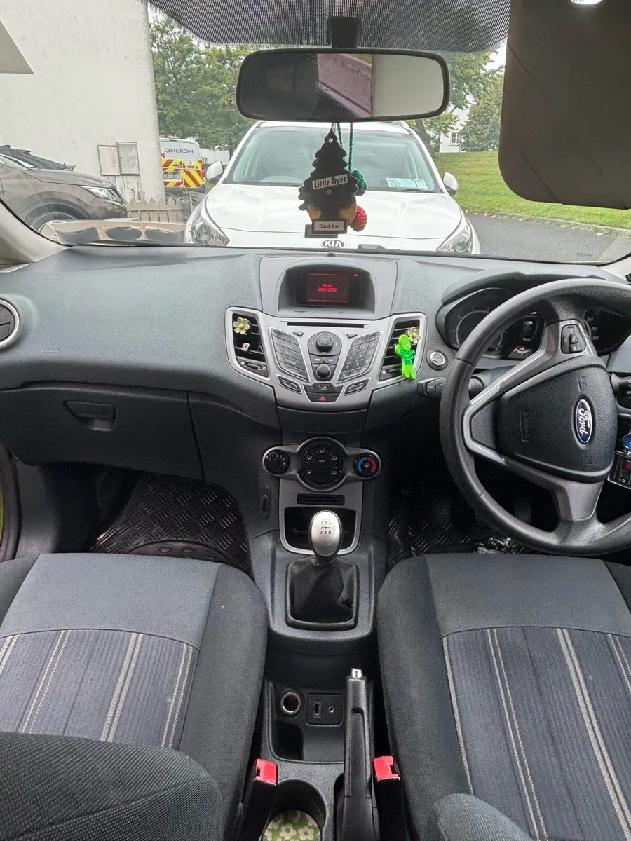 Ford Fiesta 2009 - Image 4