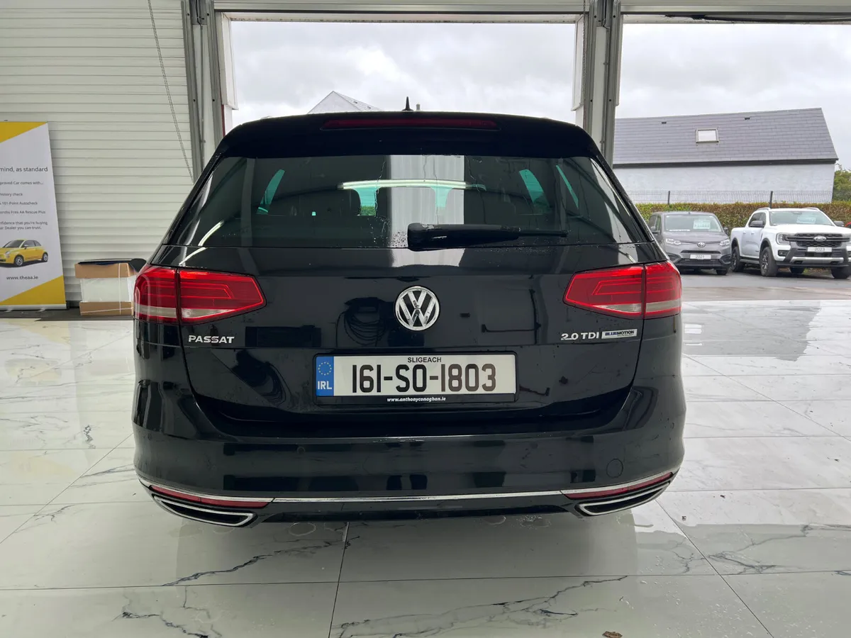 Volkswagen Passat 2016 - Image 4