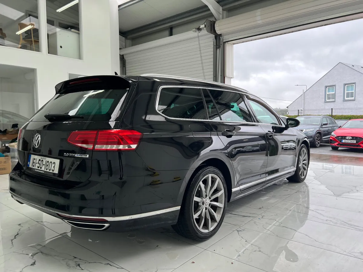 Volkswagen Passat 2016 - Image 3