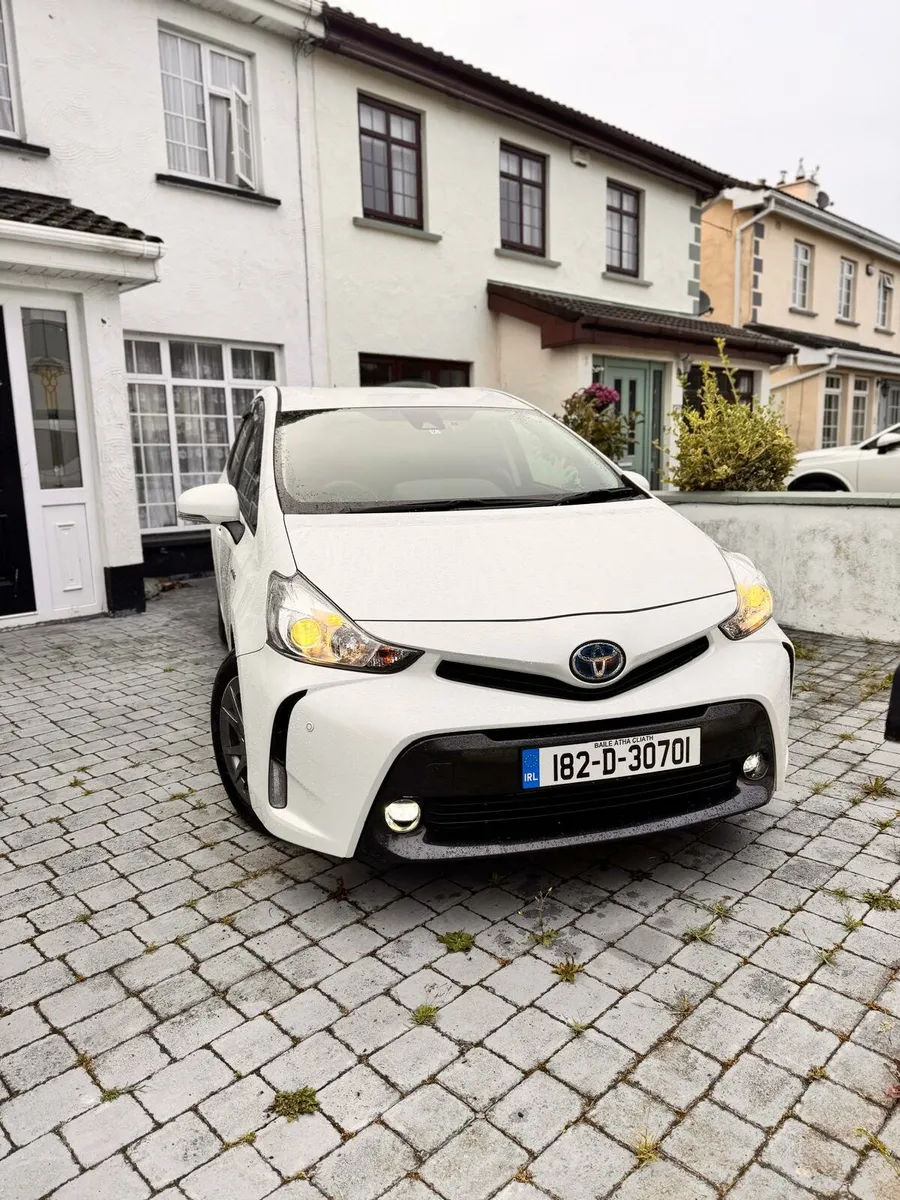 TOYOTA PRIUS ALPHA 7 SEATER - Image 1