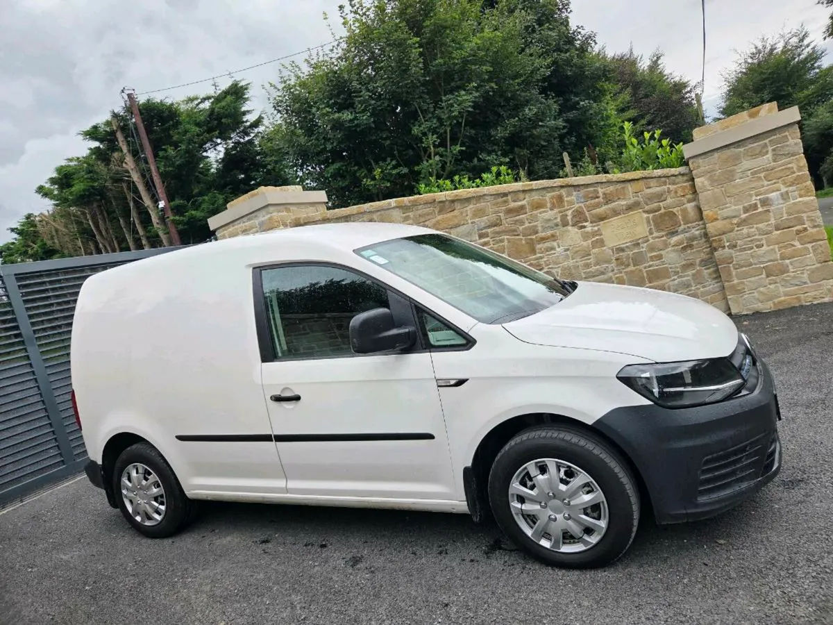 2019 VOLKSWAGEN CADDY - Image 1
