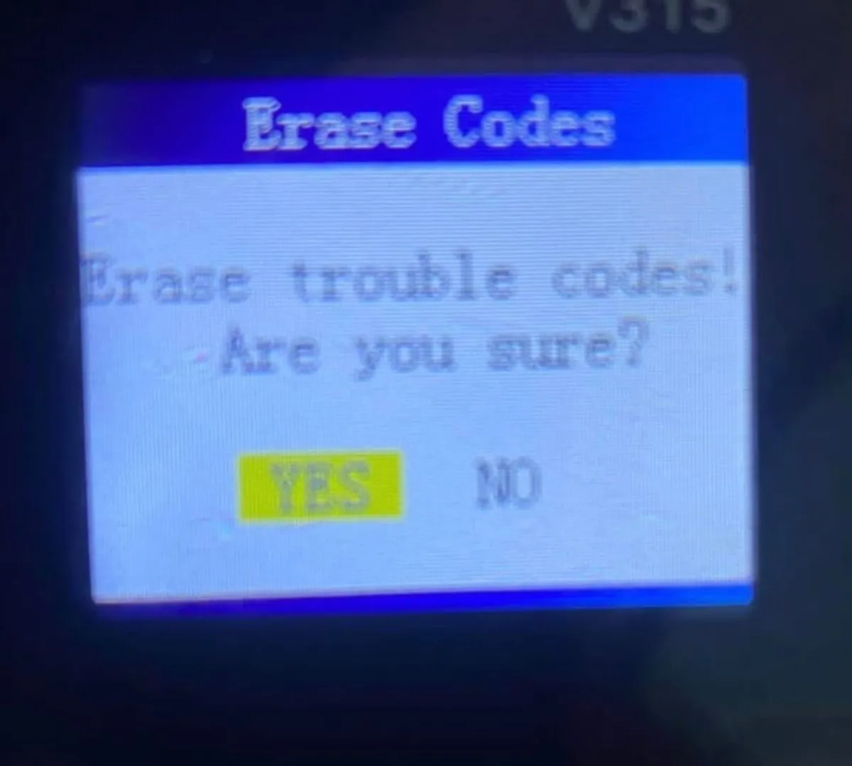 Diagnostic scanner & code reader - Image 4
