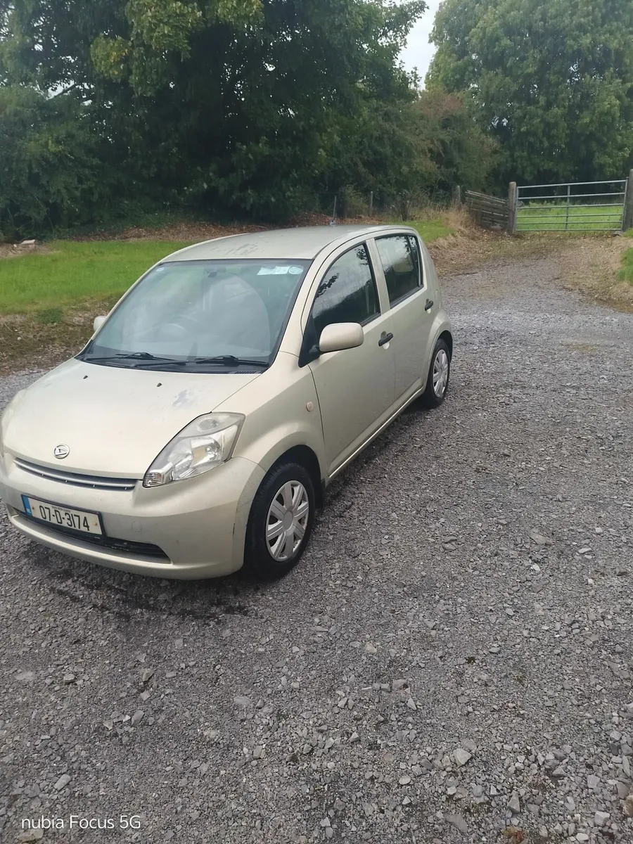 Daihatsu Sirion 1 litre tax/nct low km - Image 3