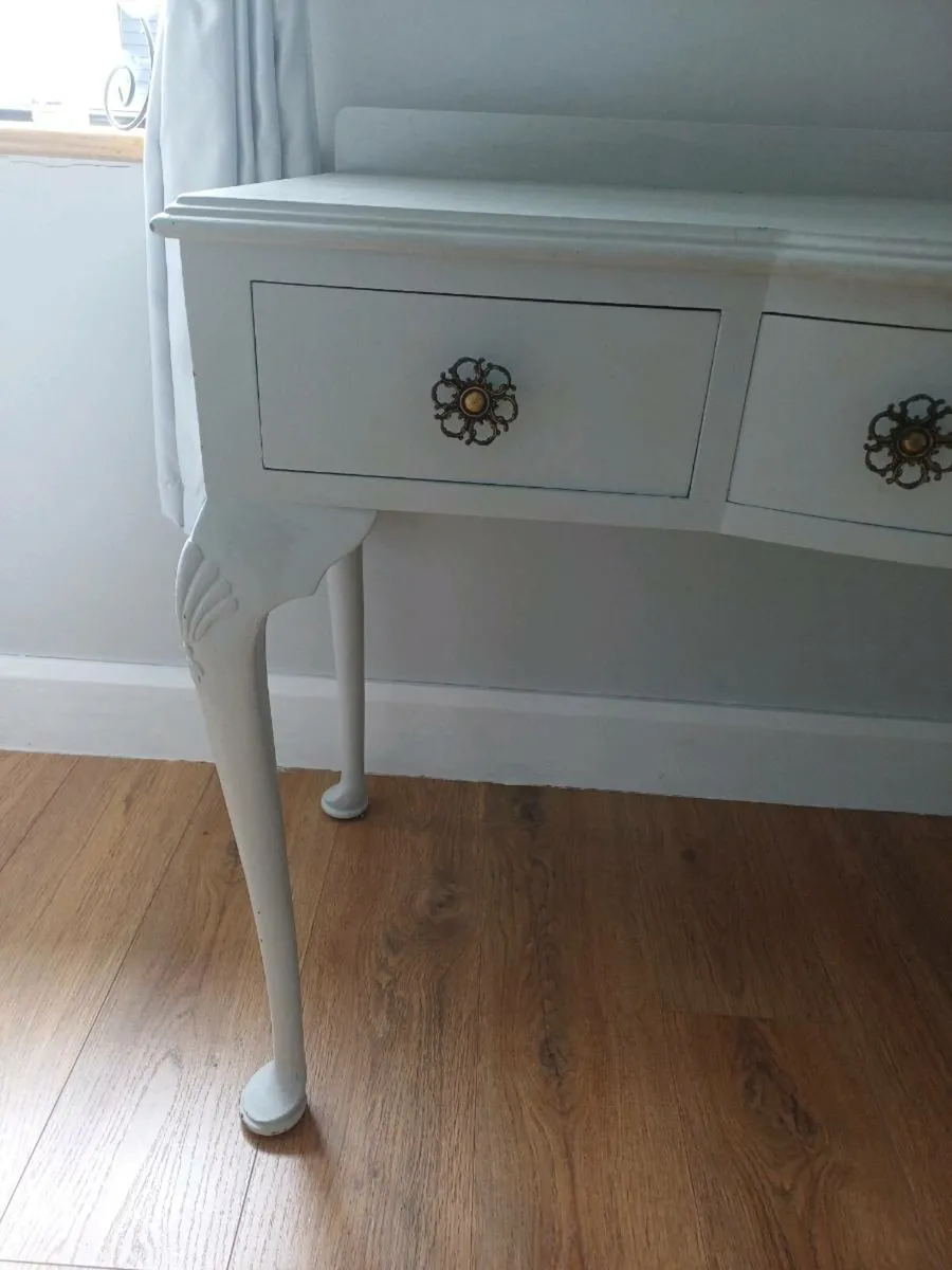 Dressing Table - Image 3