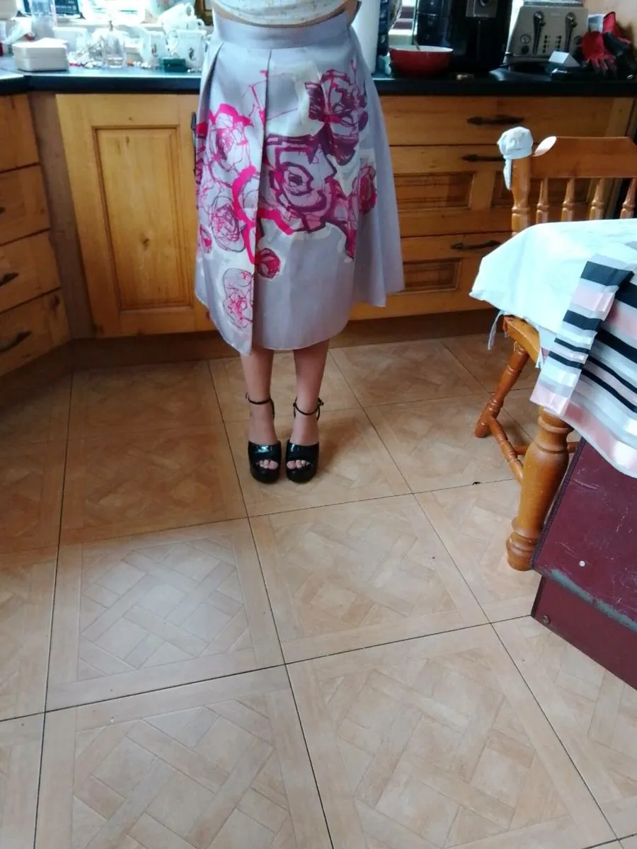 Fee g new skirts - Image 1