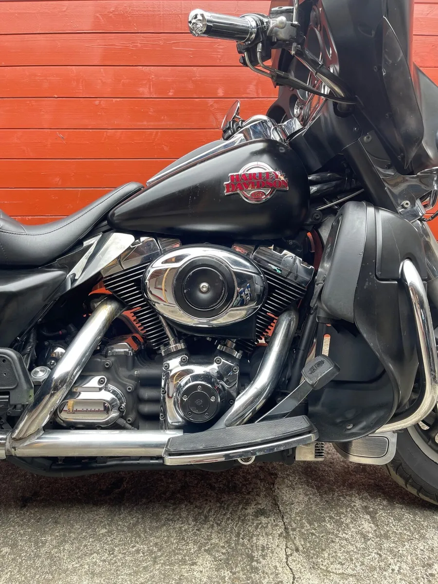 HARLEY DAVIDSON good cash deal done - Image 1