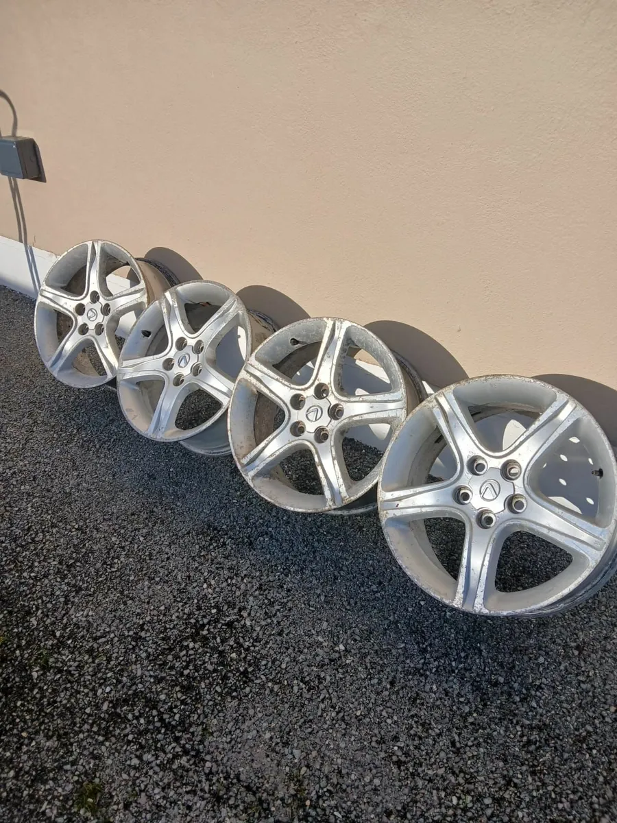 IS 200 Lexus Alloy Wheels - Image 1