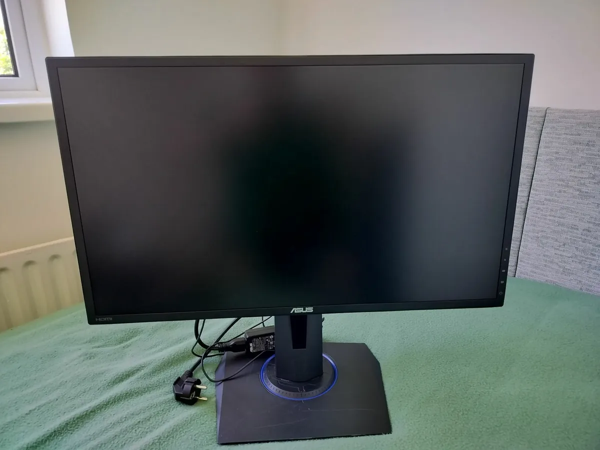 Asus gaming monitor - Image 1