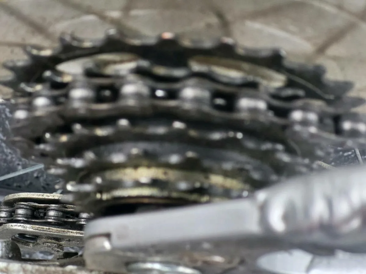 ROAD BIKE..GOOD CONDITION - Image 3
