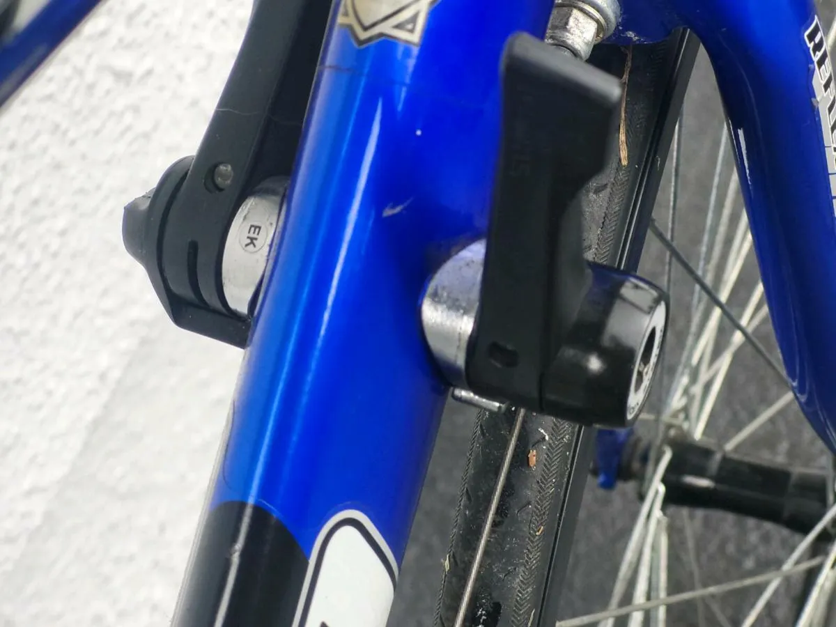 ROAD BIKE..GOOD CONDITION - Image 4