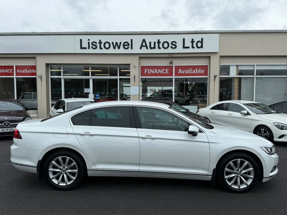 171 VW PASSAT ELEGANCE 1.4TSI 150BHP AUTO SALOON - Image 1