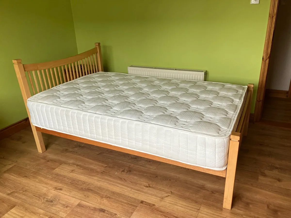 Bed - Image 2