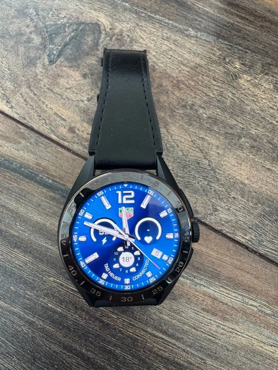 Tag Heuer Connected E4 45mm titanium smart watch - Image 2
