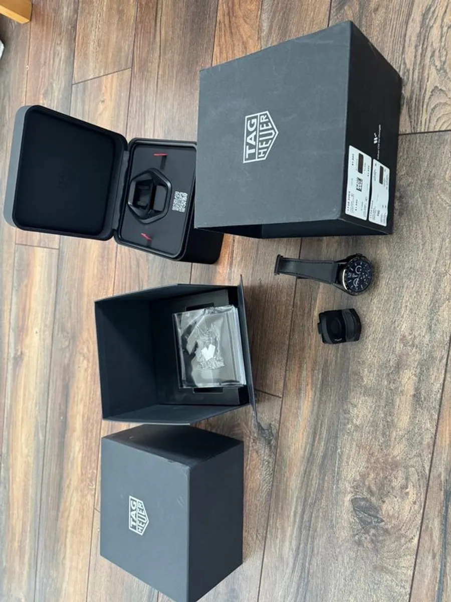 Tag Heuer Connected E4 45mm titanium smart watch - Image 4