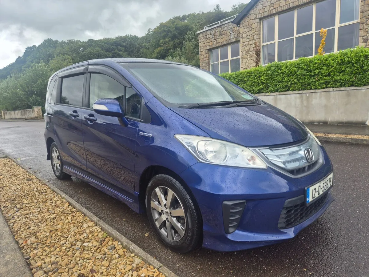 HONDA FREED AUTOMATIC HYBRID (6 seater)New NCT - Image 3