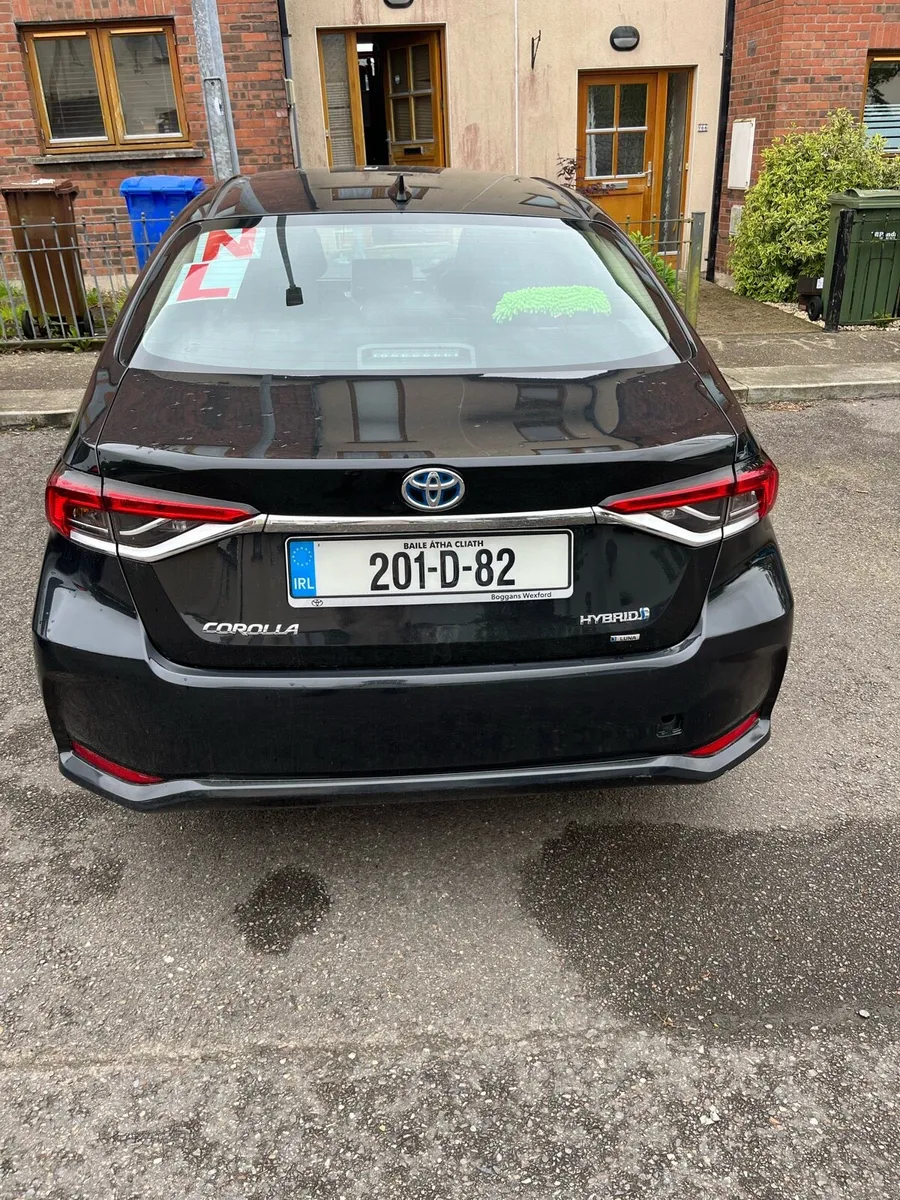 Toyota corolla - Image 2