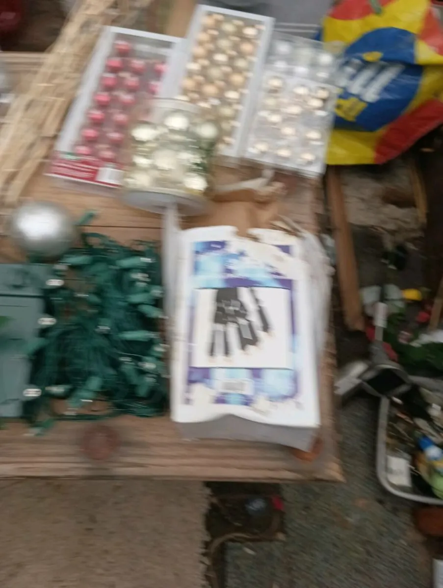 Few Christmas bits , 2 sets lights 10 for lot - Image 2