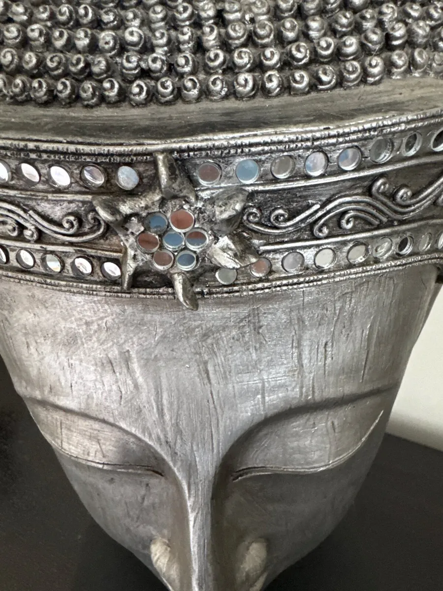 Buddha Statue - Image 4