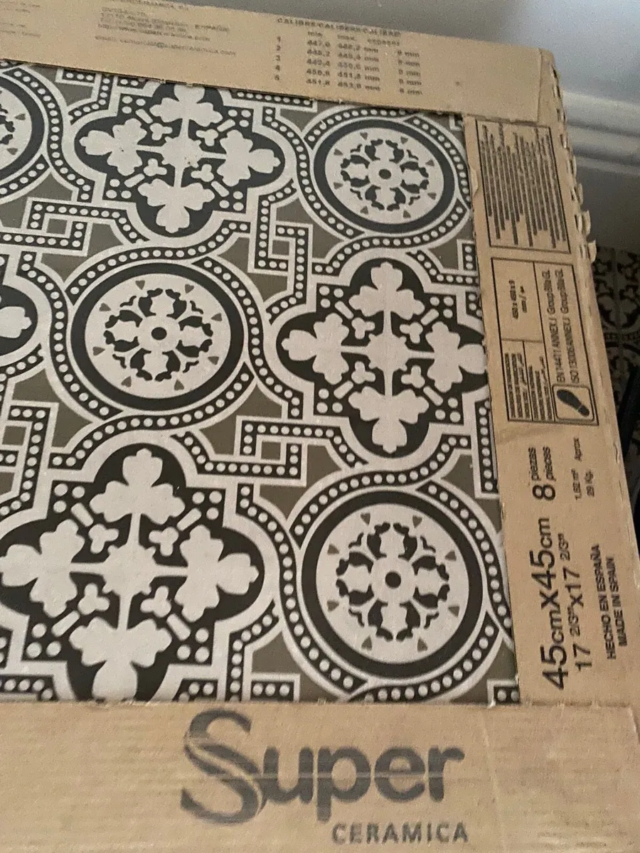 Floor tiles - Image 3
