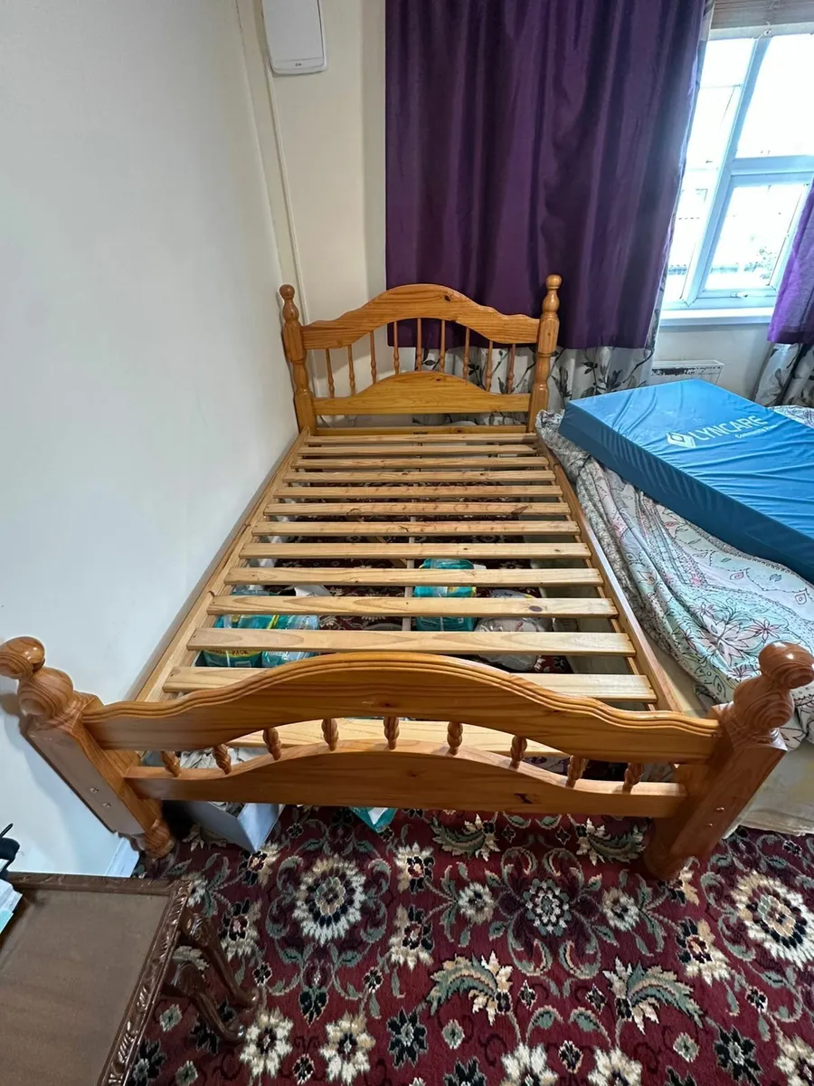 Solid pine double bed frame - Image 1