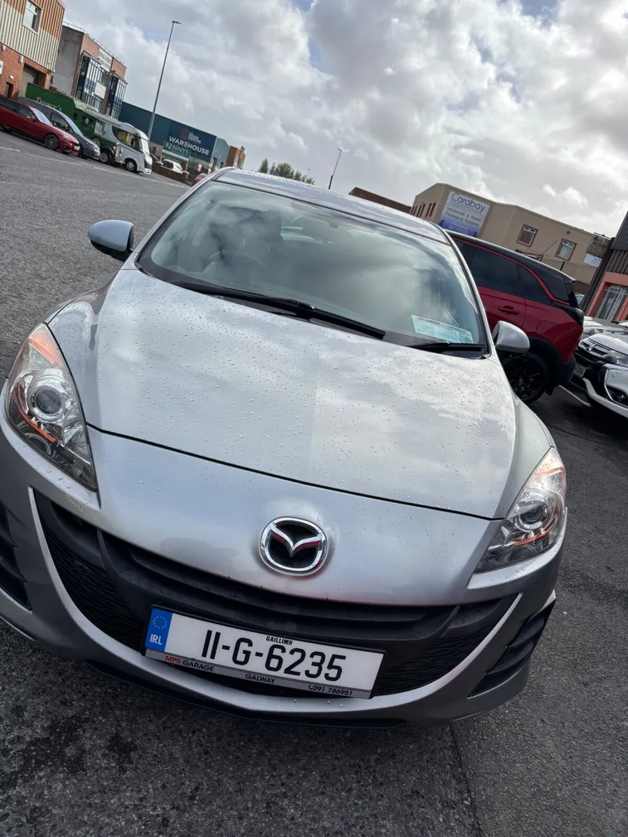 2011 Mazda Mazda3  1.6 D COMFORT - Image 2