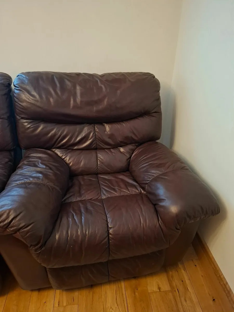 Couch - Image 3