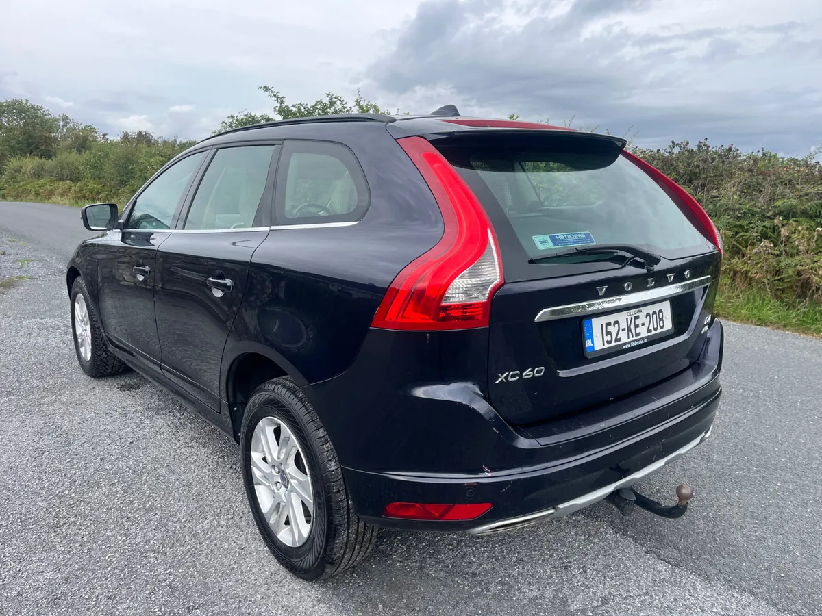 Volvo XC60 2015 D4 AWD - Image 4