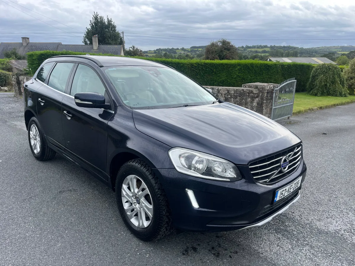 Volvo XC60 2015 D4 AWD - Image 1