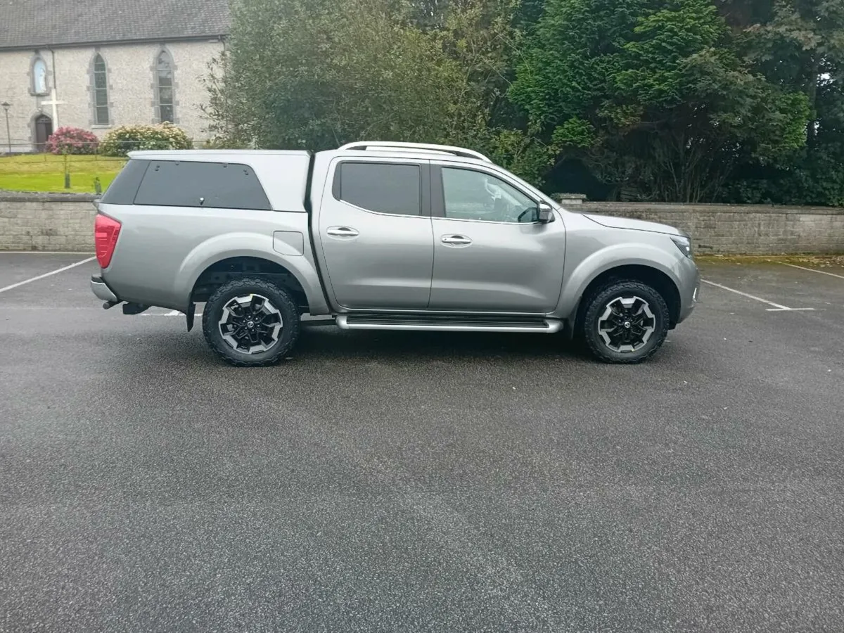 2020 Nissan Navara Crew Cab - Image 1