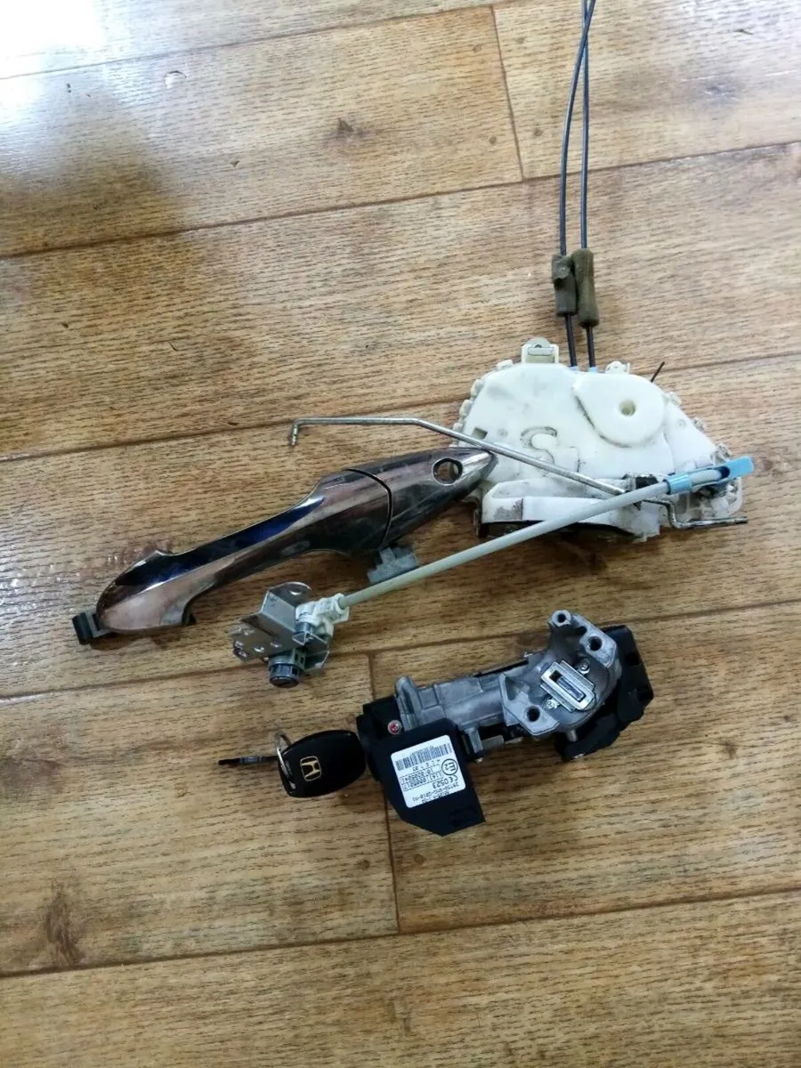 Honda Stream ignition and lock 2007/2012 - Image 1