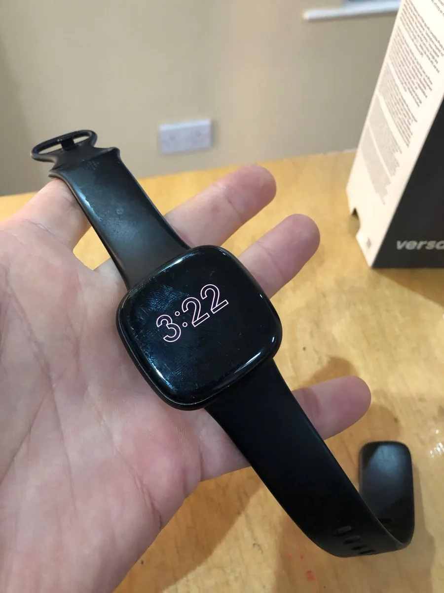Fit Bit Versa 3 Sports Watch Health - Image 3