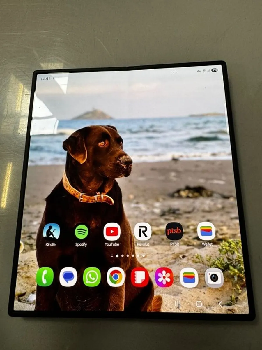 Samsung Z Fold  6 - Image 1