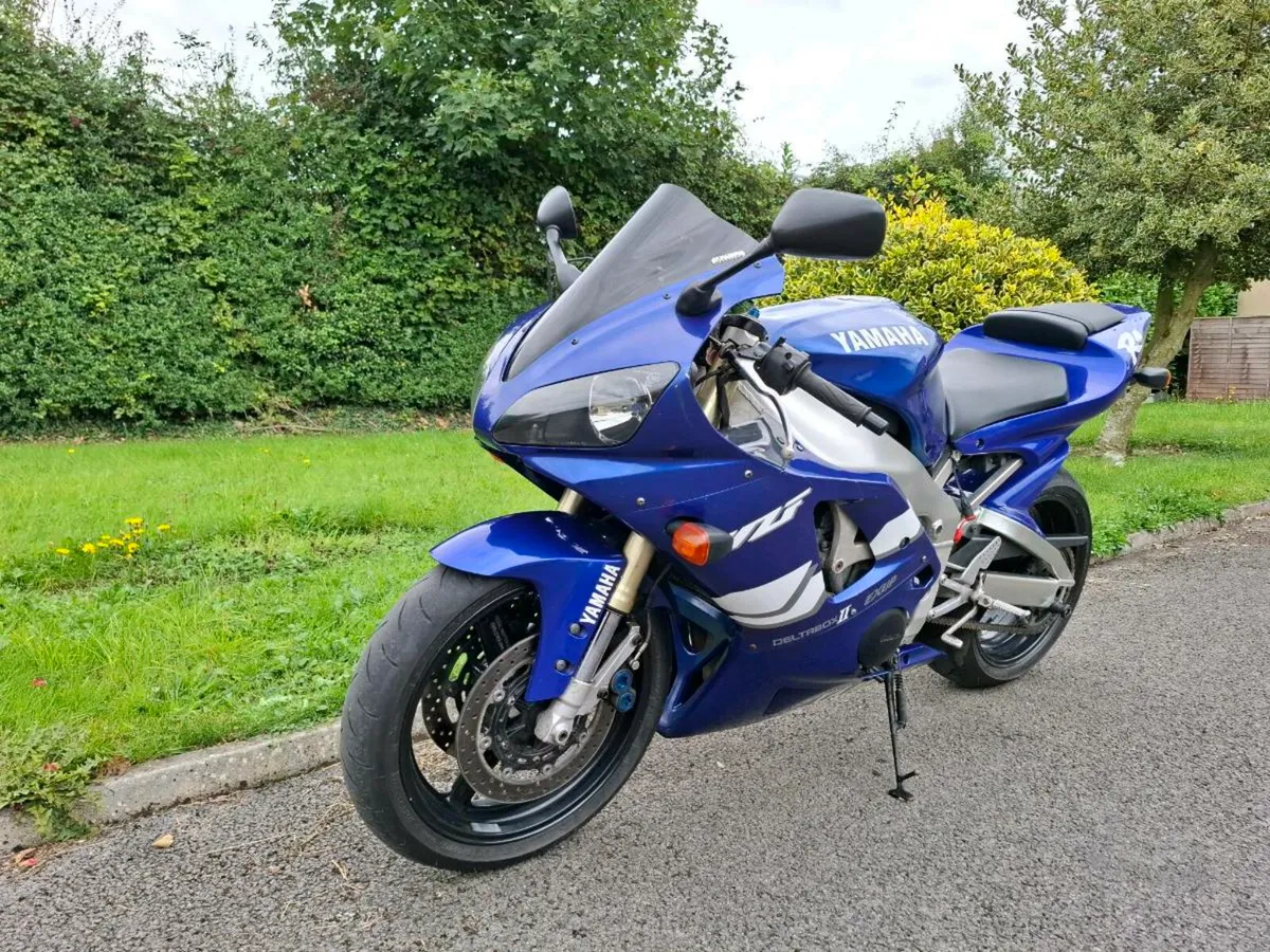 R1 BLUE 2001 MINT CONDITION - Image 4