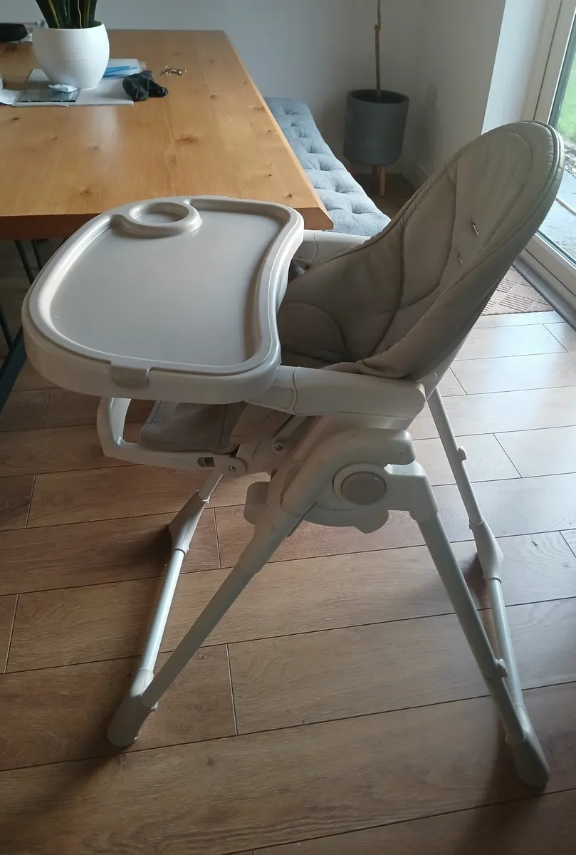 High chair - Image 2