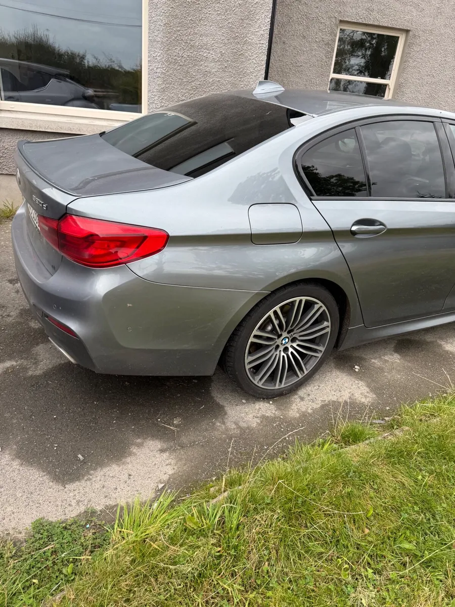 BMW 5-Series 2020 - Image 4