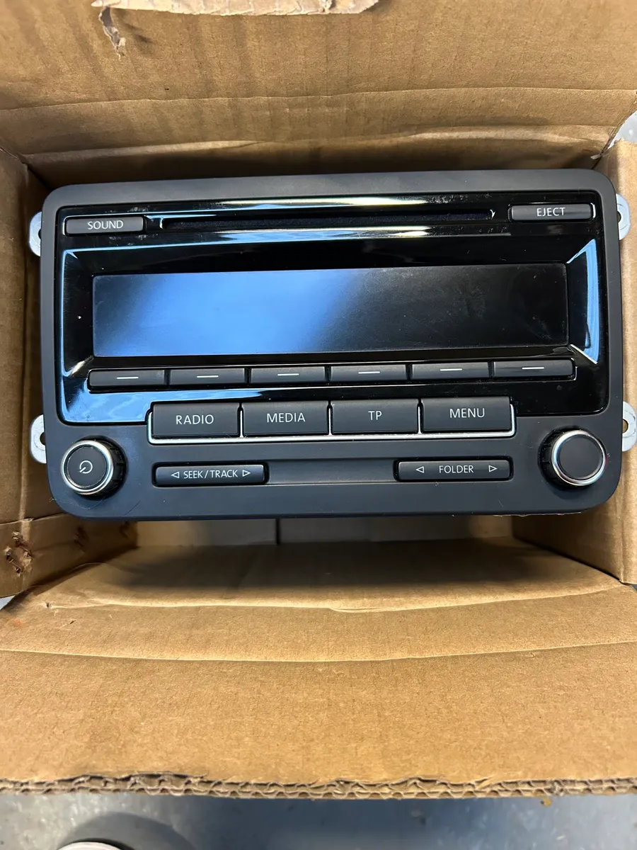VW radio - Image 1
