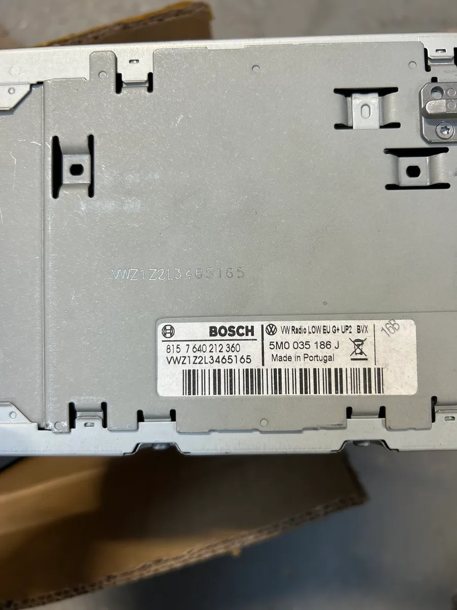 VW radio - Image 2