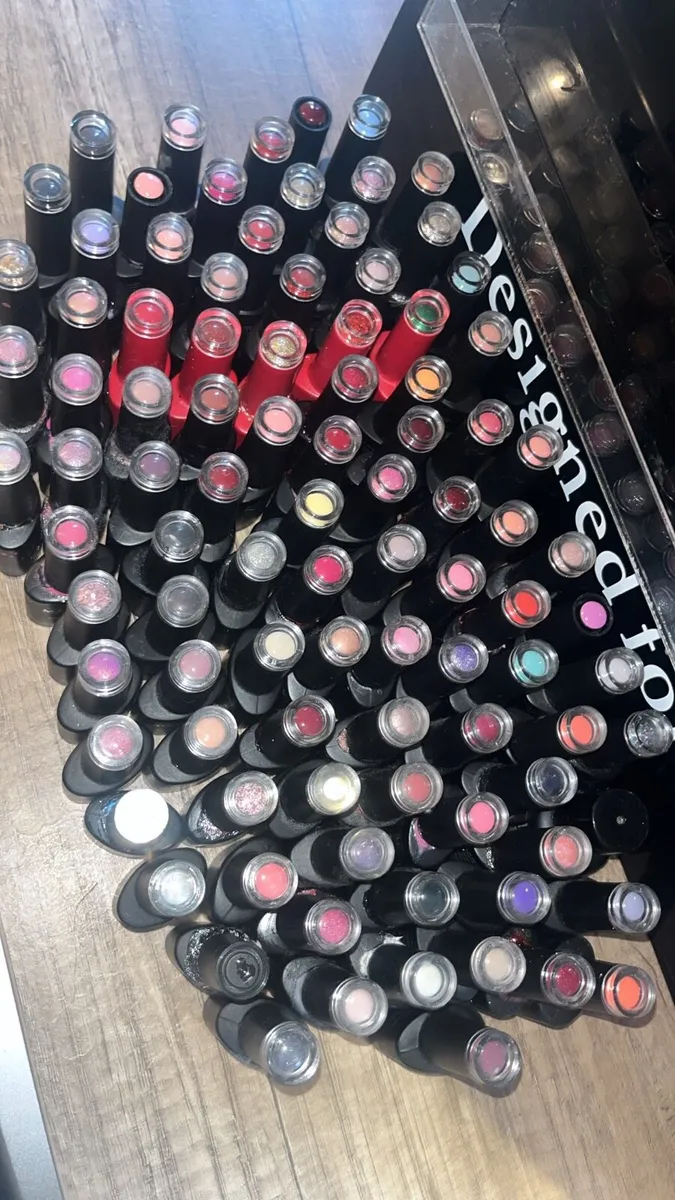 Gel Nail Polishes - Image 2