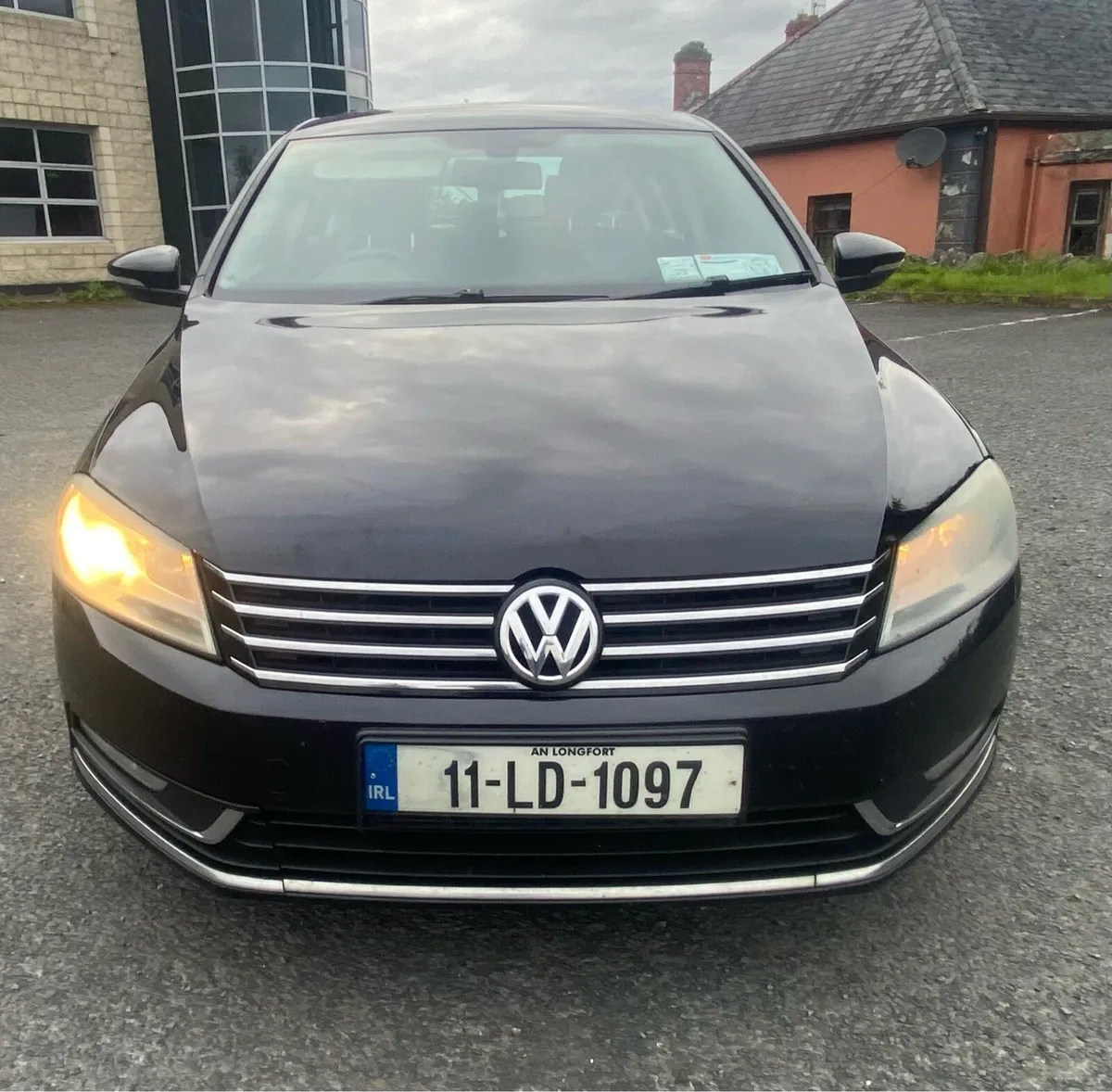 2011 Volkswagen Passat €2150 - Image 2