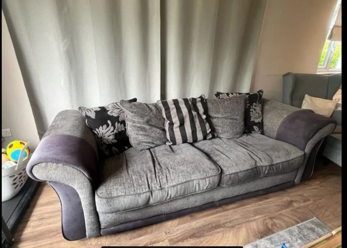 4 seater sofa