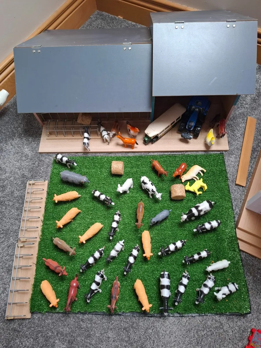 Farm set, animals and vehicles - Image 4
