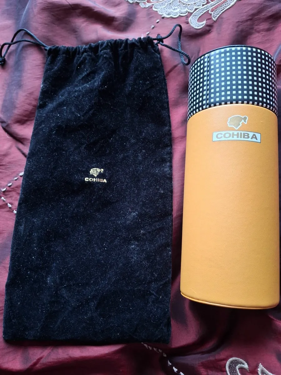 Cohiba leather cigar travel case - Image 4