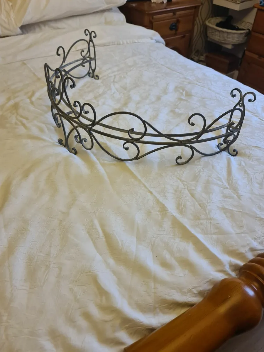 Bed canopy - Image 1