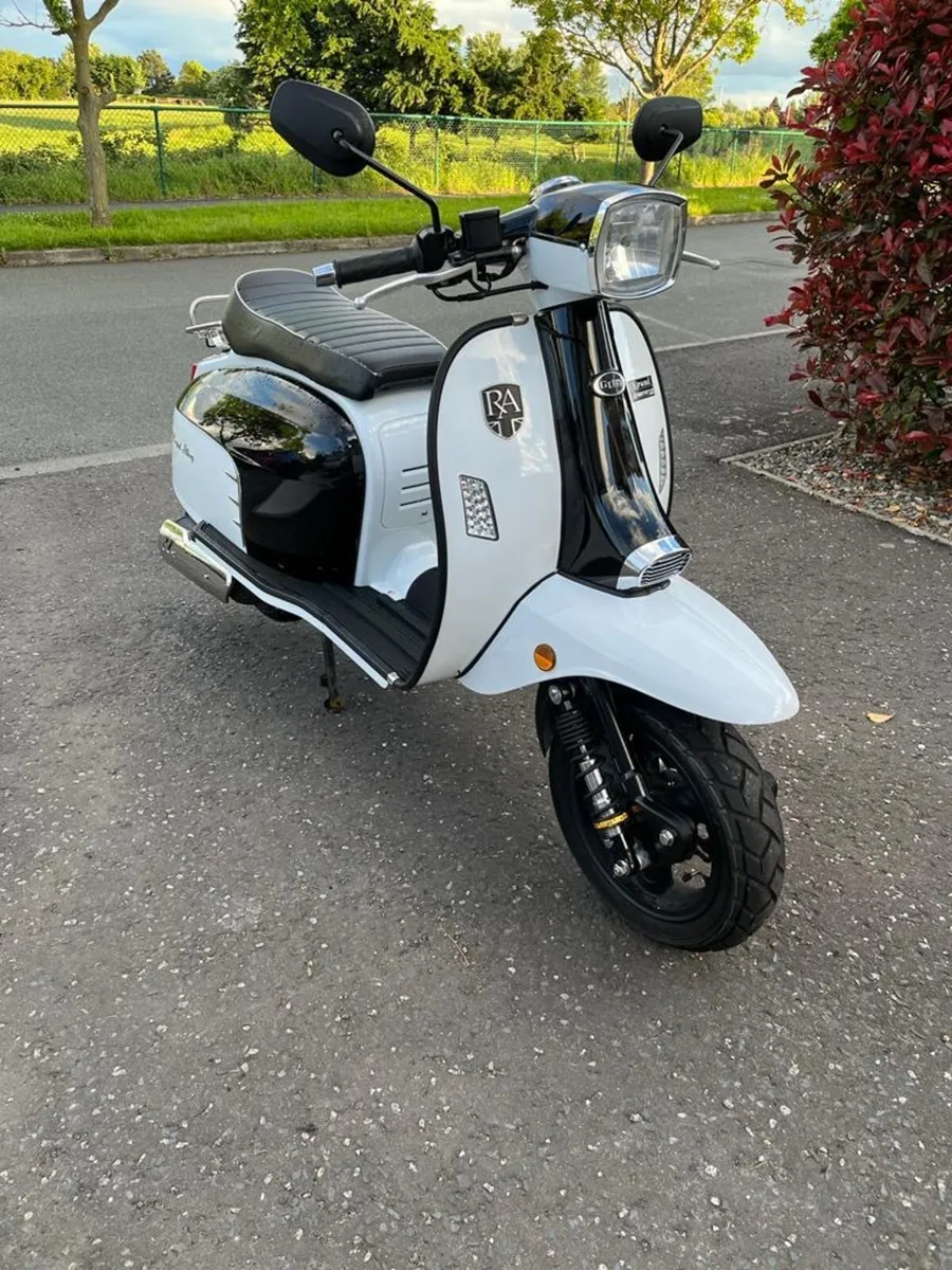 Royal Alloy GT 125 - Image 1