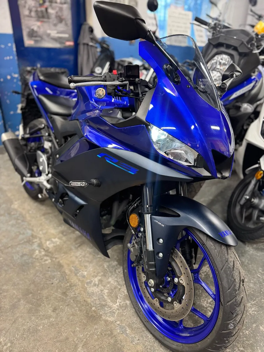 232 Yamaha R3 As New! - Image 2