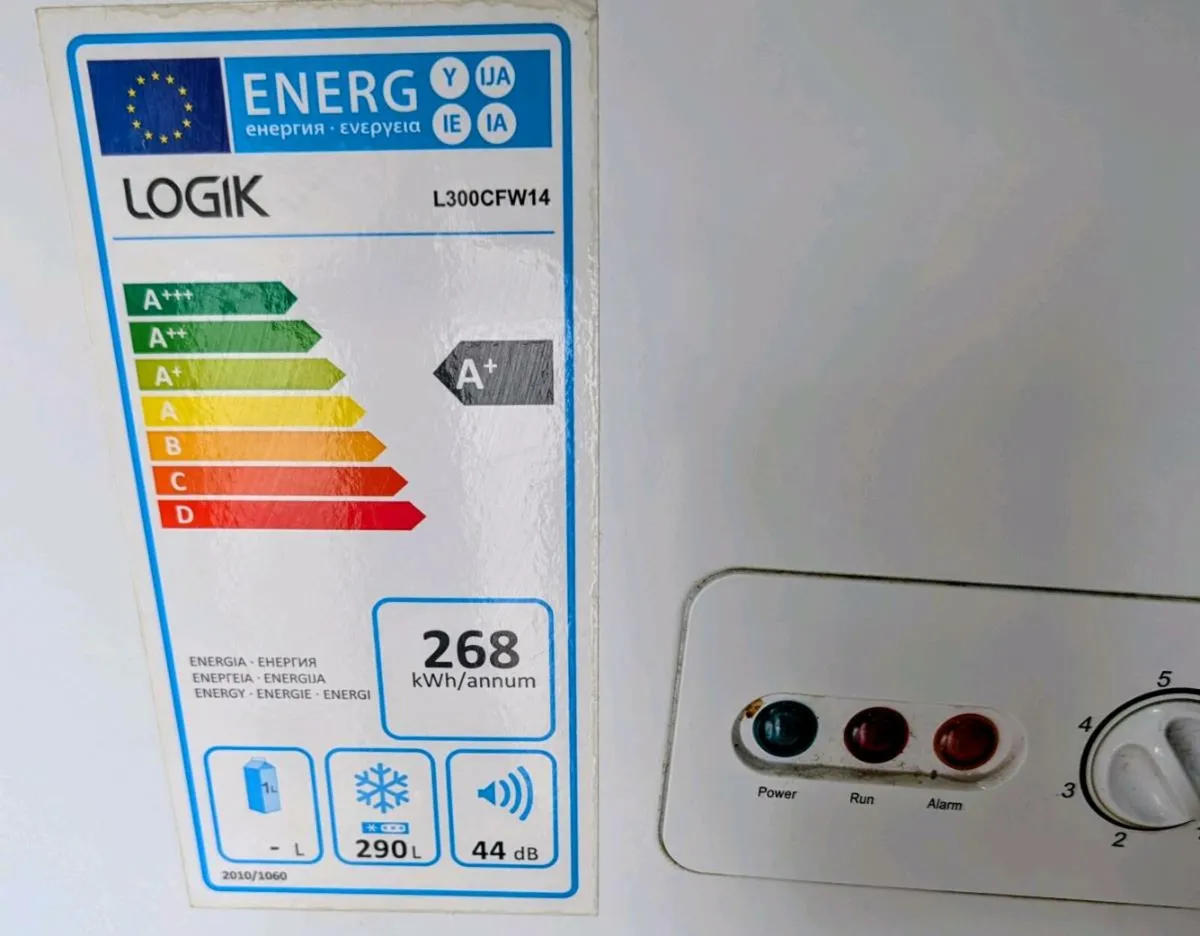 LoGik Deep Freezer - Image 1